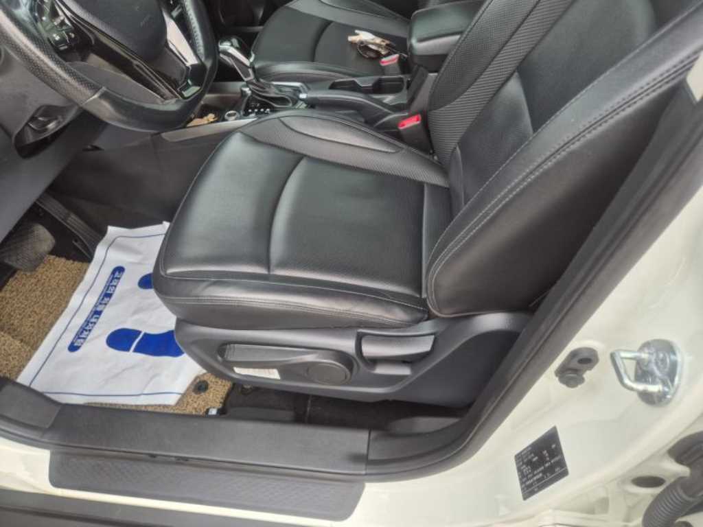 Ssangyong Tivoli 2022 - Importación desde Corea - HF Imports Iquique - Foto 14