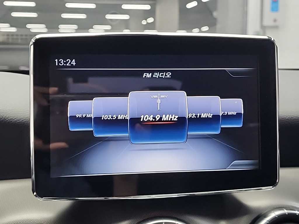 Mercedes Benz CLA Class 2018 Blanco - Importación desde Corea - HF Imports Iquique - Foto 13
