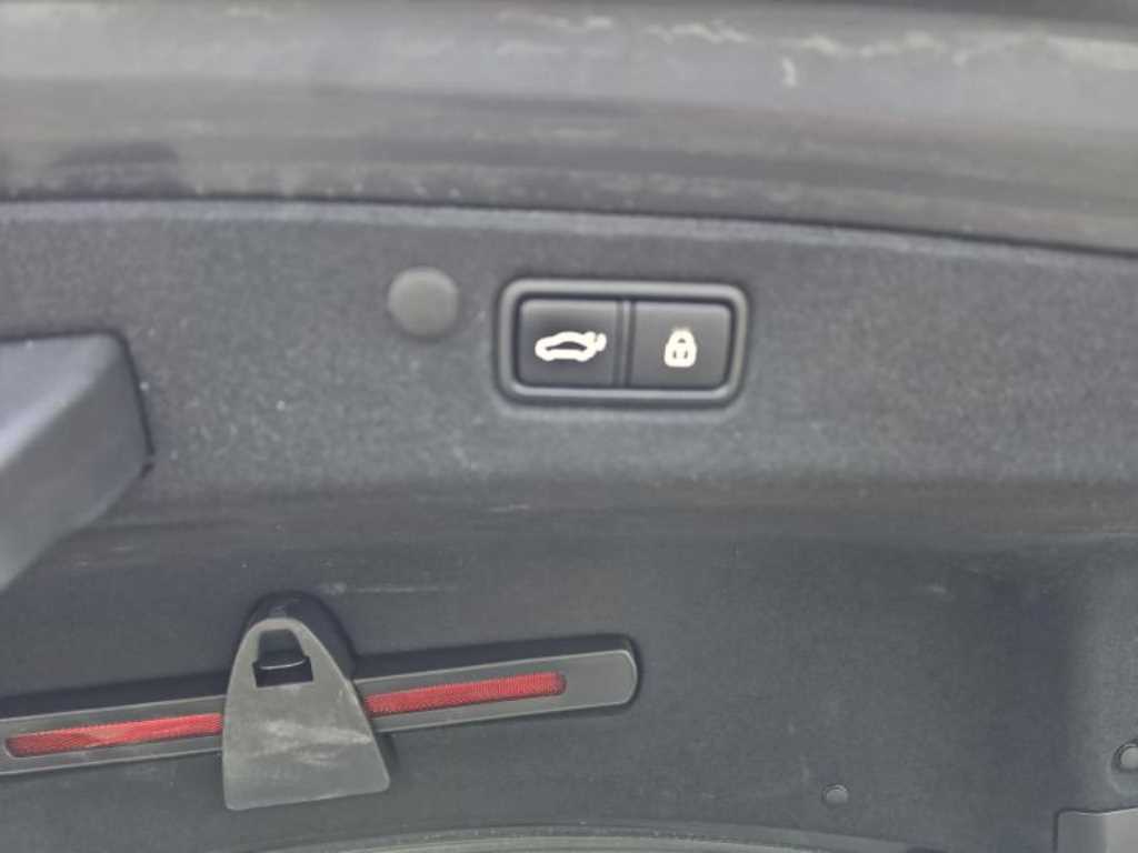 HYUNDAI Grandeur - Vista 6