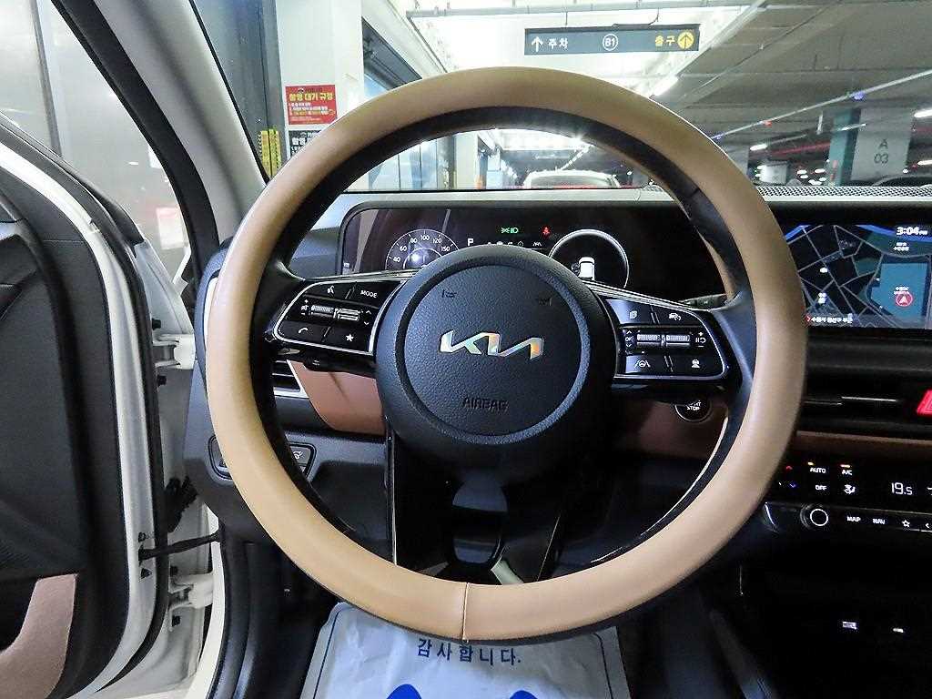 KIA Seltos - Vista 8