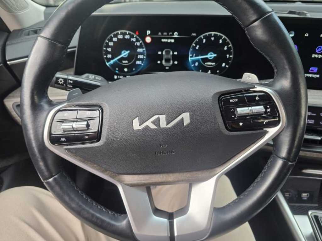 KIA K8 - Vista 12