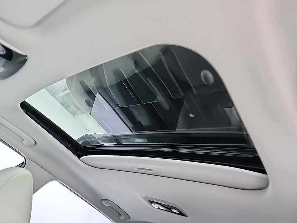 KIA Seltos 2022 Gris - Importación desde Corea - HF Imports Iquique - Foto 14