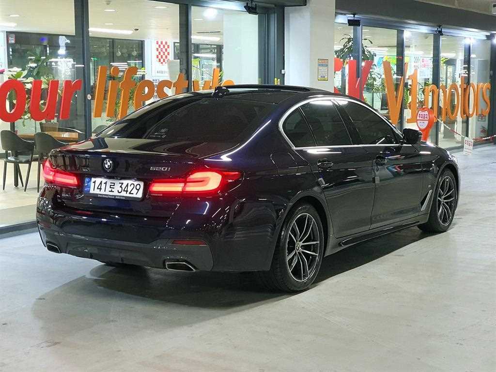 BMW 5 Series - Vista 3