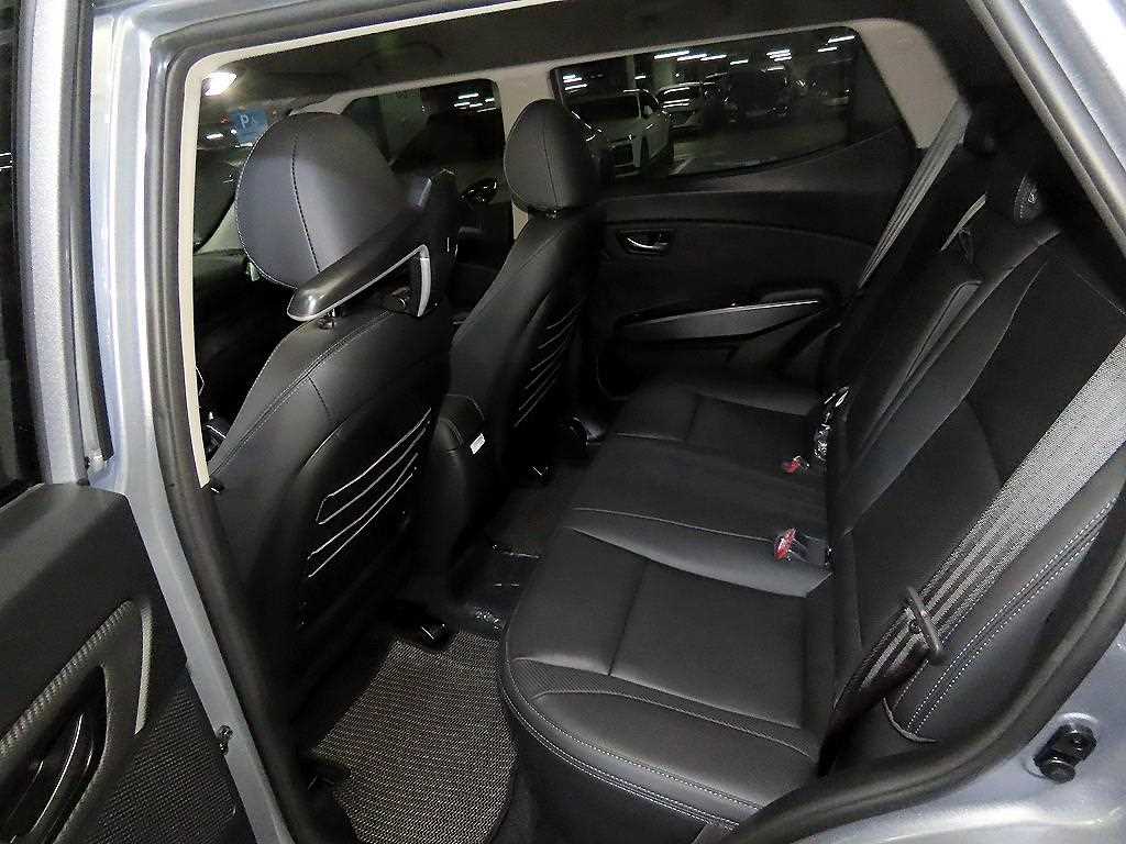 Ssangyong Tivoli - Vista 7