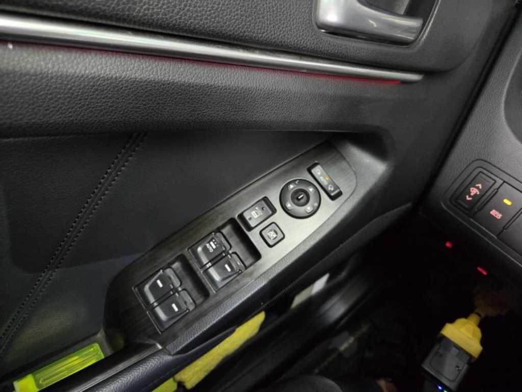 KIA K7 - Vista 6