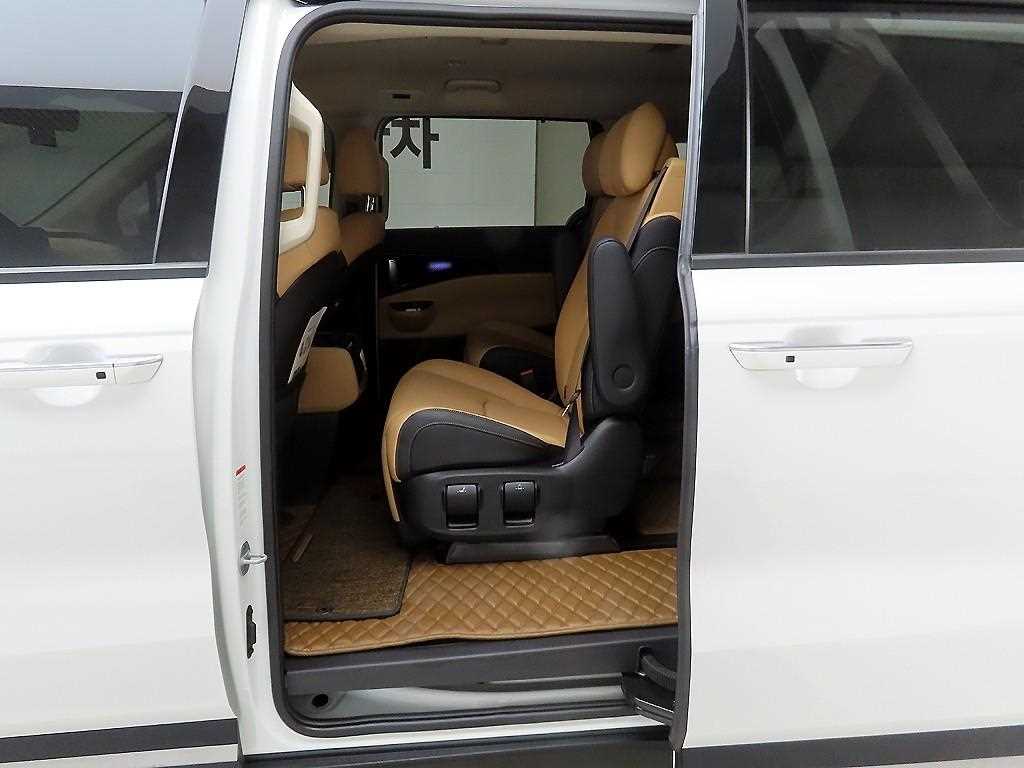 KIA Carnival 2023 - Importación desde Corea - HF Imports Iquique - Foto 13