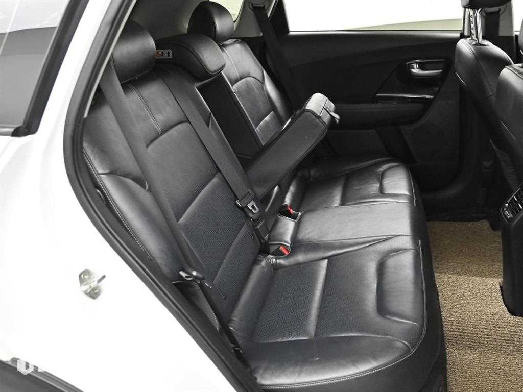 KIA Niro - Vista 12