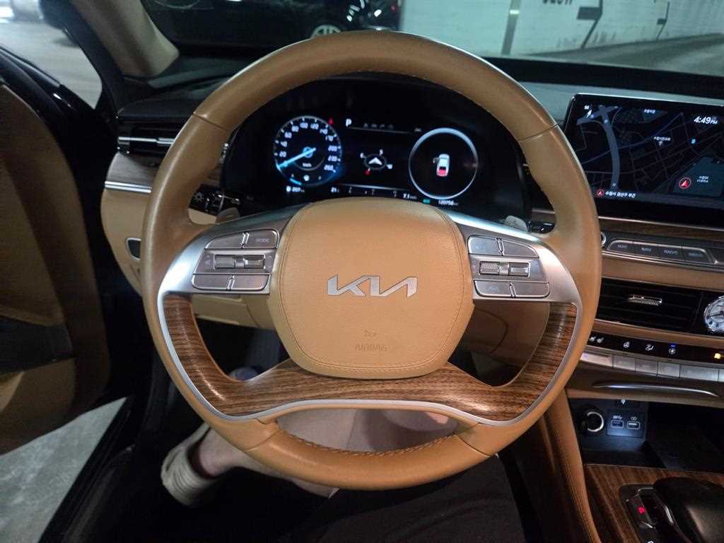 KIA K9 - Vista 5