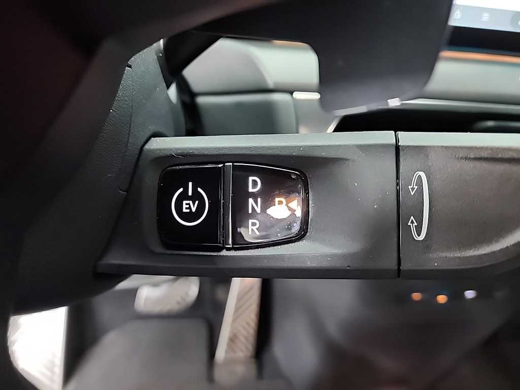 KIA EV9 - Vista 8
