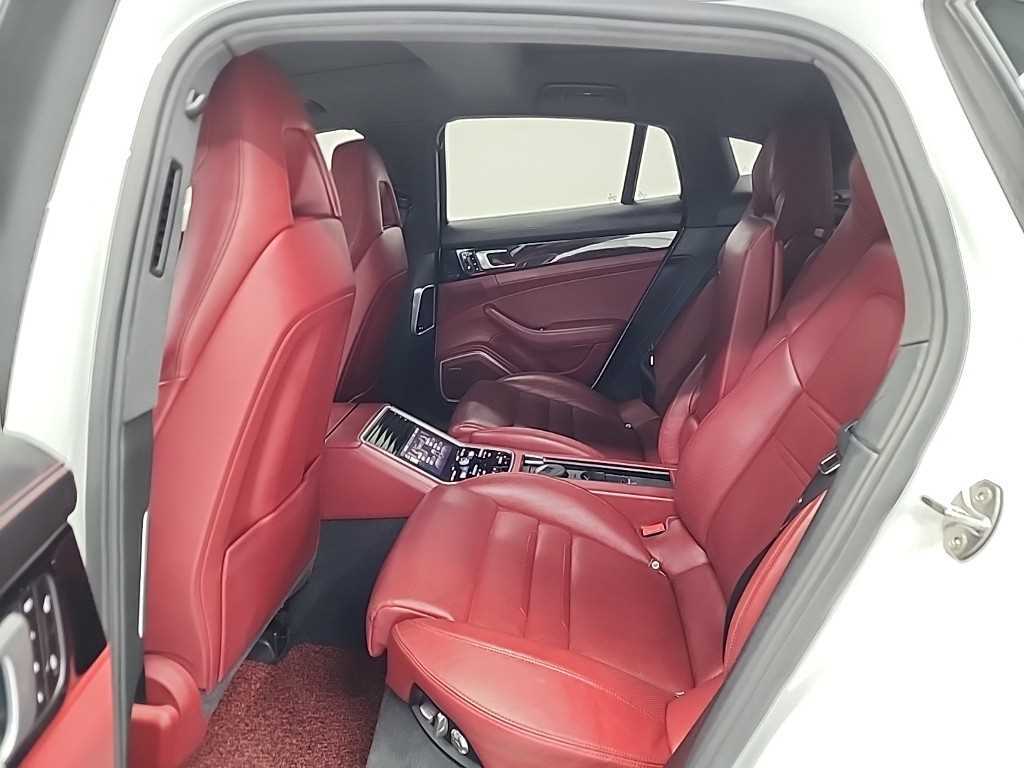 Porsche Panamera - Vista 12