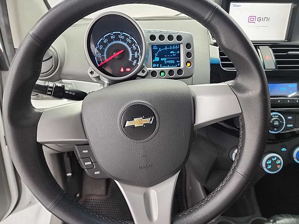 Chevrolet Spark - Vista 9