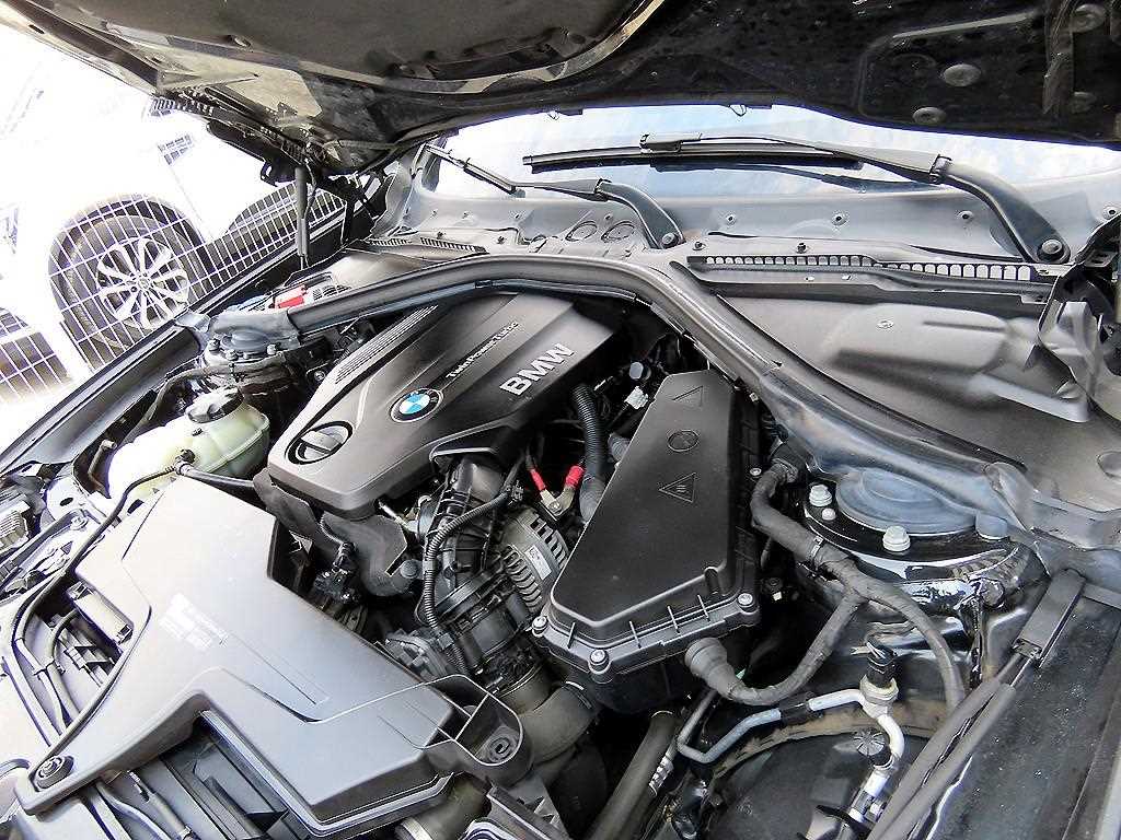 BMW Gran Turismo 2018 Negro - Importación desde Corea - HF Imports Iquique - Foto 19