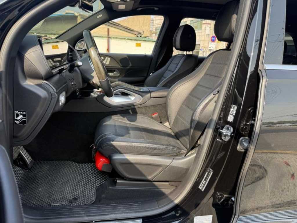 Mercedes Benz GLS Class - Vista 3