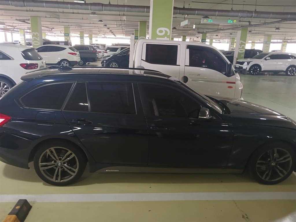 BMW 3 series - Vista 3