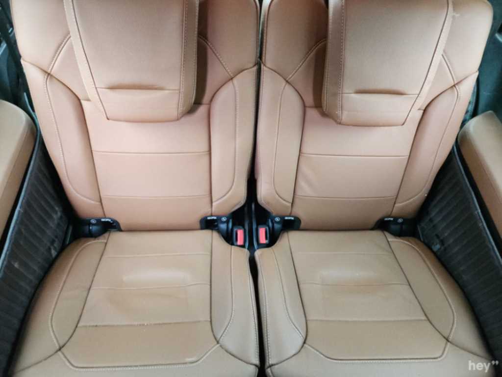 Mercedes Benz GLS Class - Vista 7