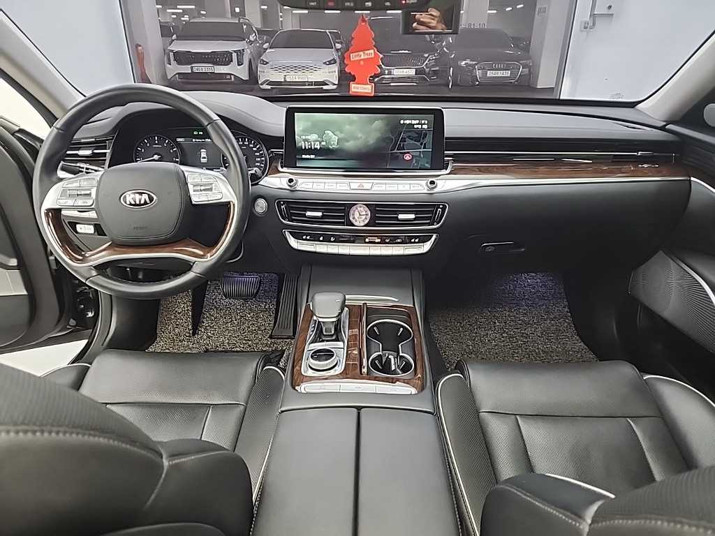 KIA K9 - Vista 7