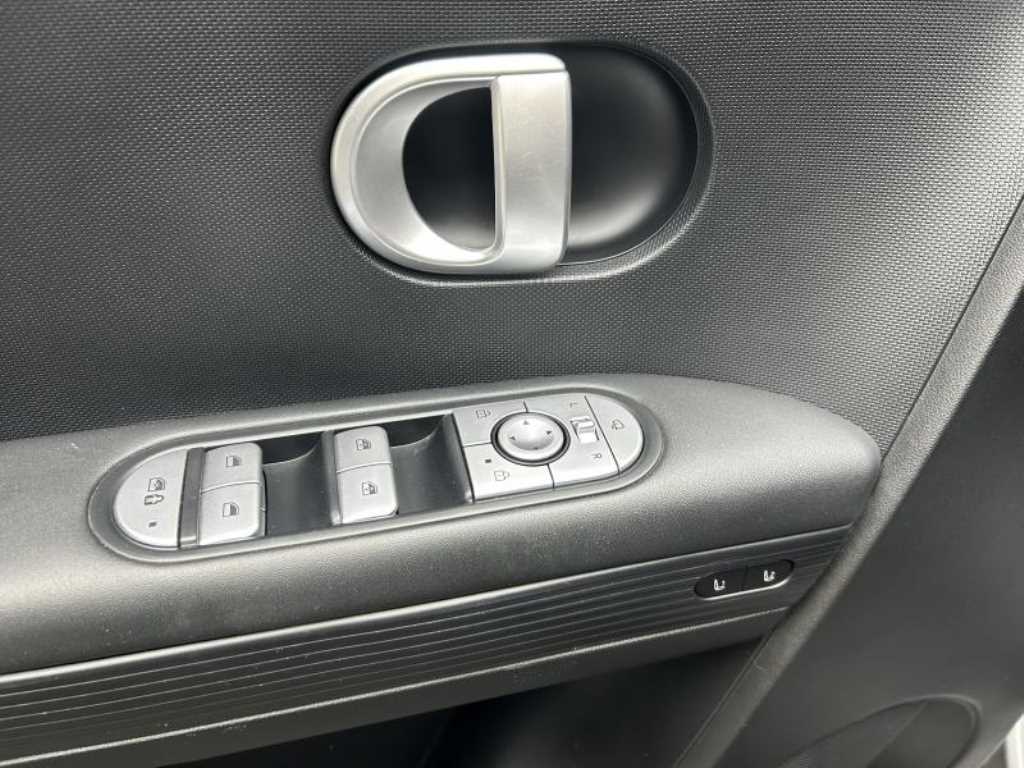 HYUNDAI Ioniq 5 - Vista 12