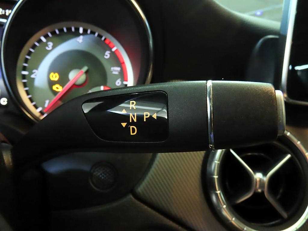 Mercedes Benz CLA Class - Vista 12