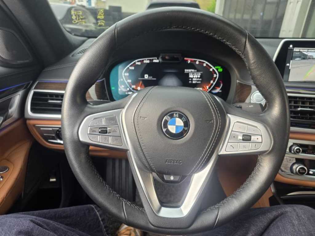 BMW 7 Series 2022 Negro - Importación desde Corea - HF Imports Iquique - Foto 16