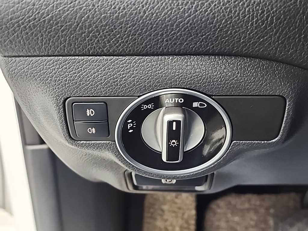 Mercedes Benz GLA Class 2019 - Importación desde Corea - HF Imports Iquique - Foto 17