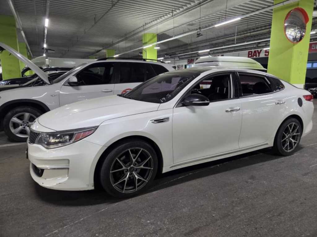 KIA K5 - Vista 3