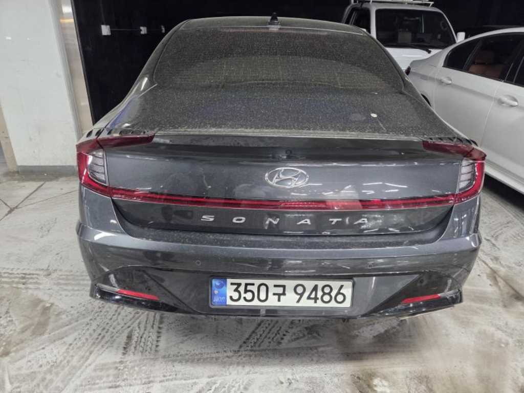 HYUNDAI Sonata - Vista 2
