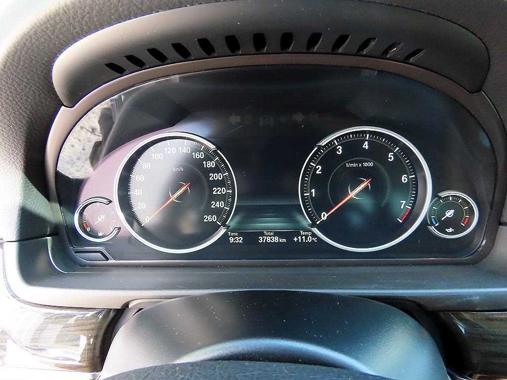 BMW 5 Series - Vista 10