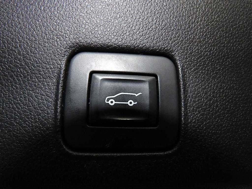Chevrolet Trail Blazer 2021 Negro - Importación desde Corea - HF Imports Iquique - Foto 16