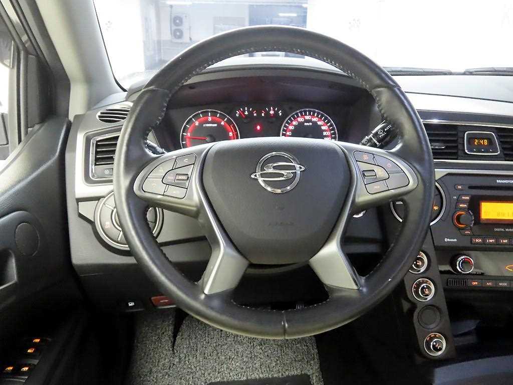 Ssangyong Korando - Vista 7