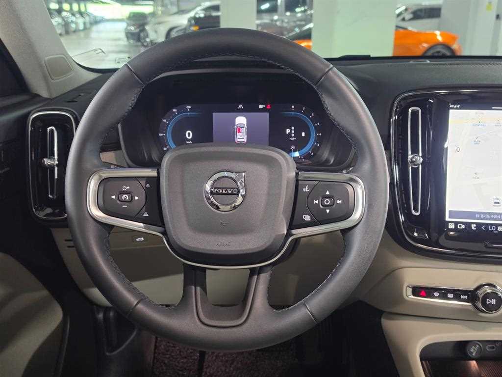 Volvo XC40 2023 Blanco - Importación desde Corea - HF Imports Iquique - Foto 13
