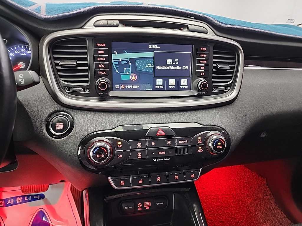KIA Sorento - Vista 10