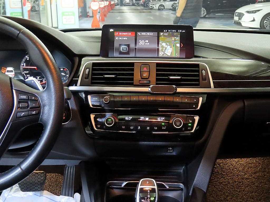 BMW 3 series - Vista 11