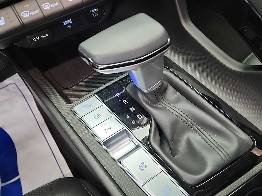 HYUNDAI Avante - Vista 8