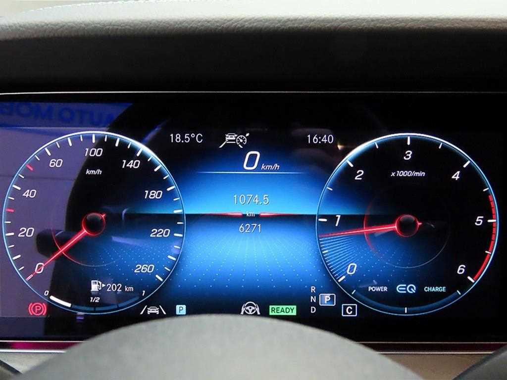 Mercedes Benz E class - Vista 8