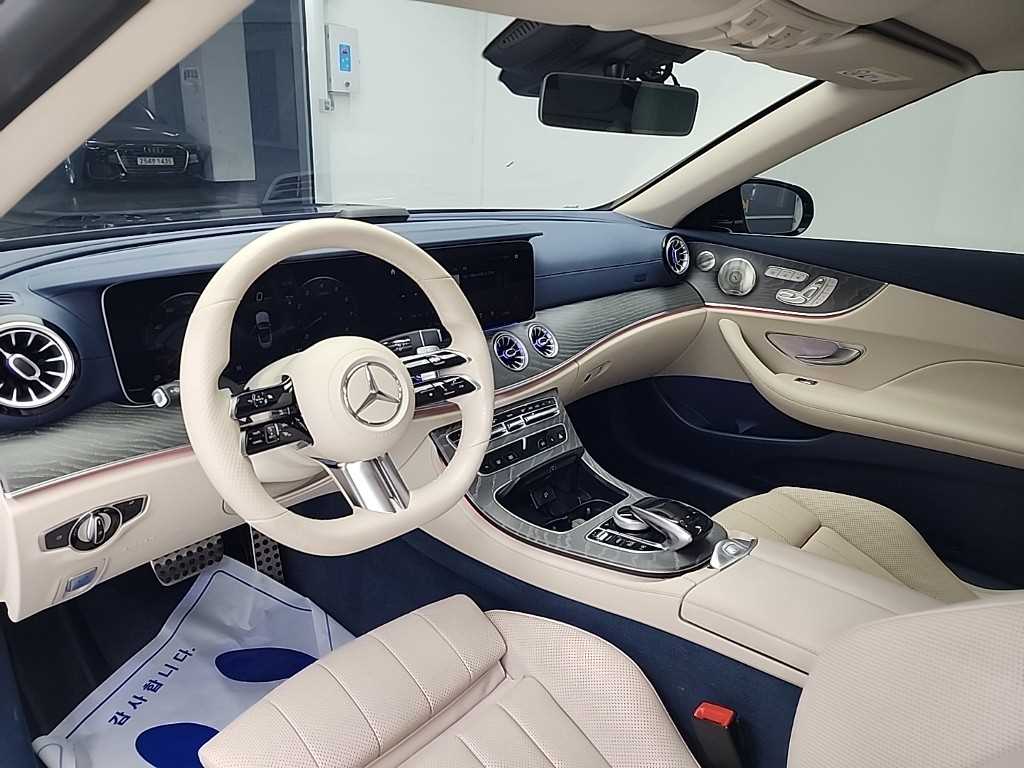 Mercedes Benz E class - Vista 7