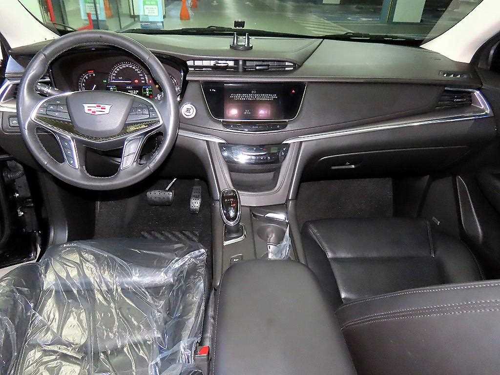 Cadillac XT5 - Vista 10