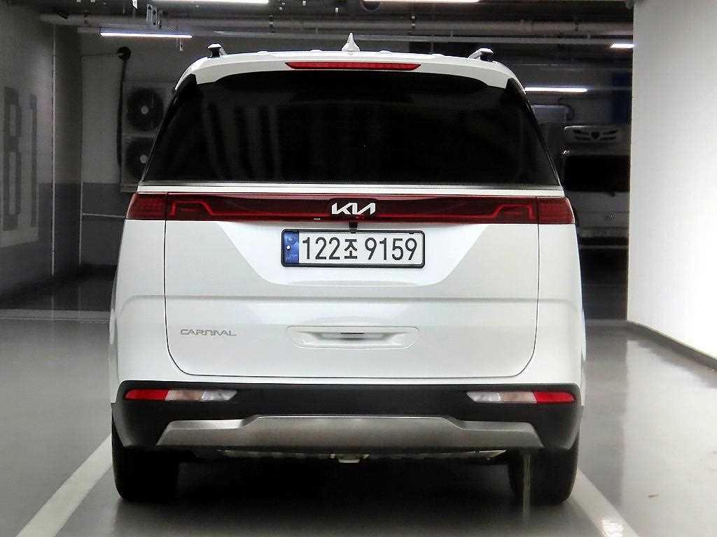 KIA Carnival - Vista 3