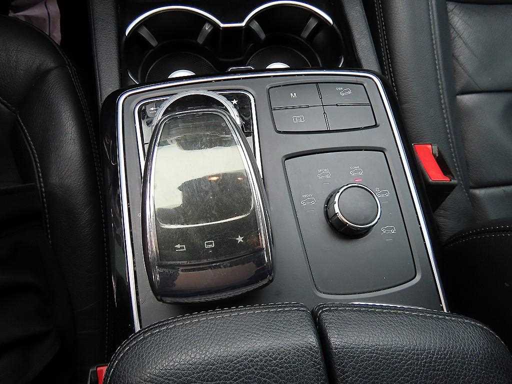Mercedes Benz GLE Class 2016 Blanco - Importación desde Corea - HF Imports Iquique - Foto 13