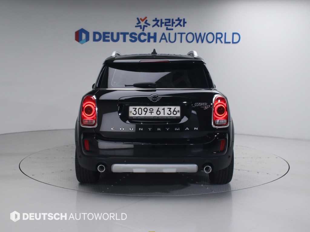 Mini Countryman - Vista 4