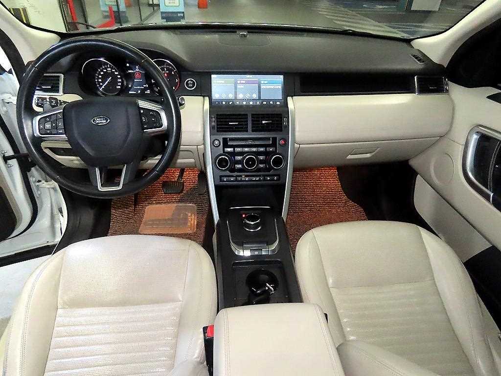 Land Rover Discovery Sports - Vista 10
