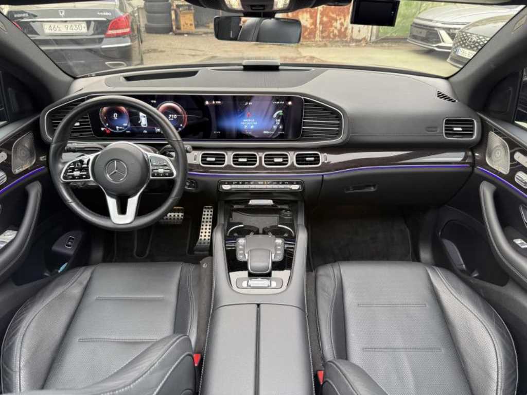 Mercedes Benz GLE Class - Vista 5