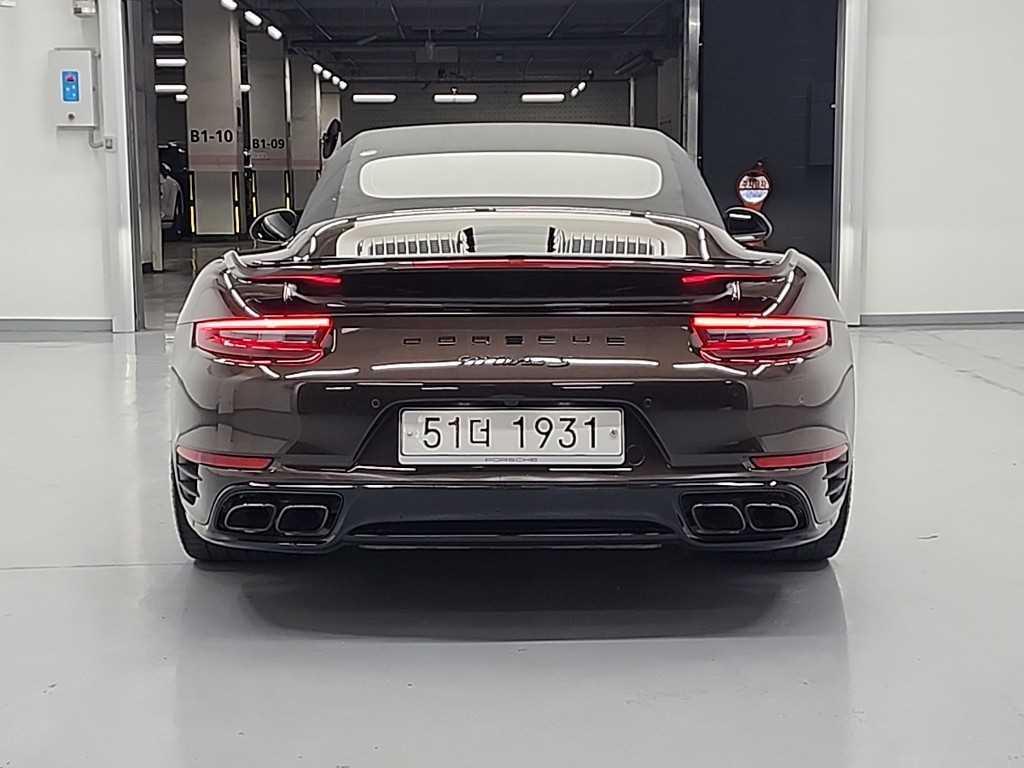 Porsche 911 - Vista 3