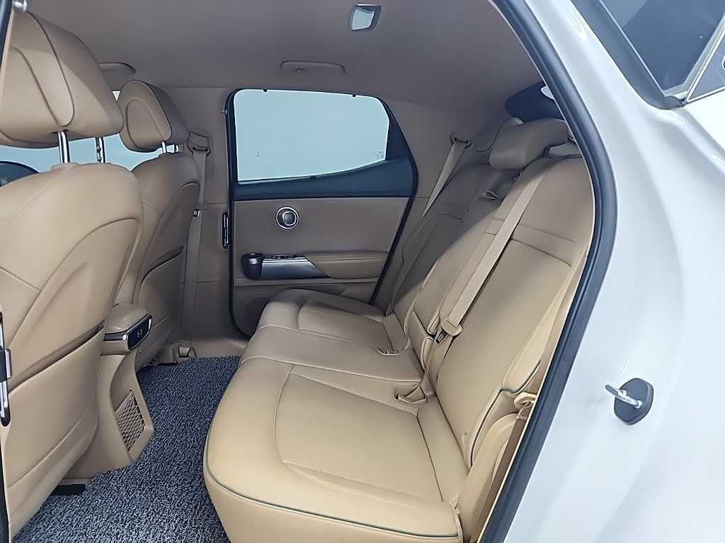 Genesis GV60 - Vista 12
