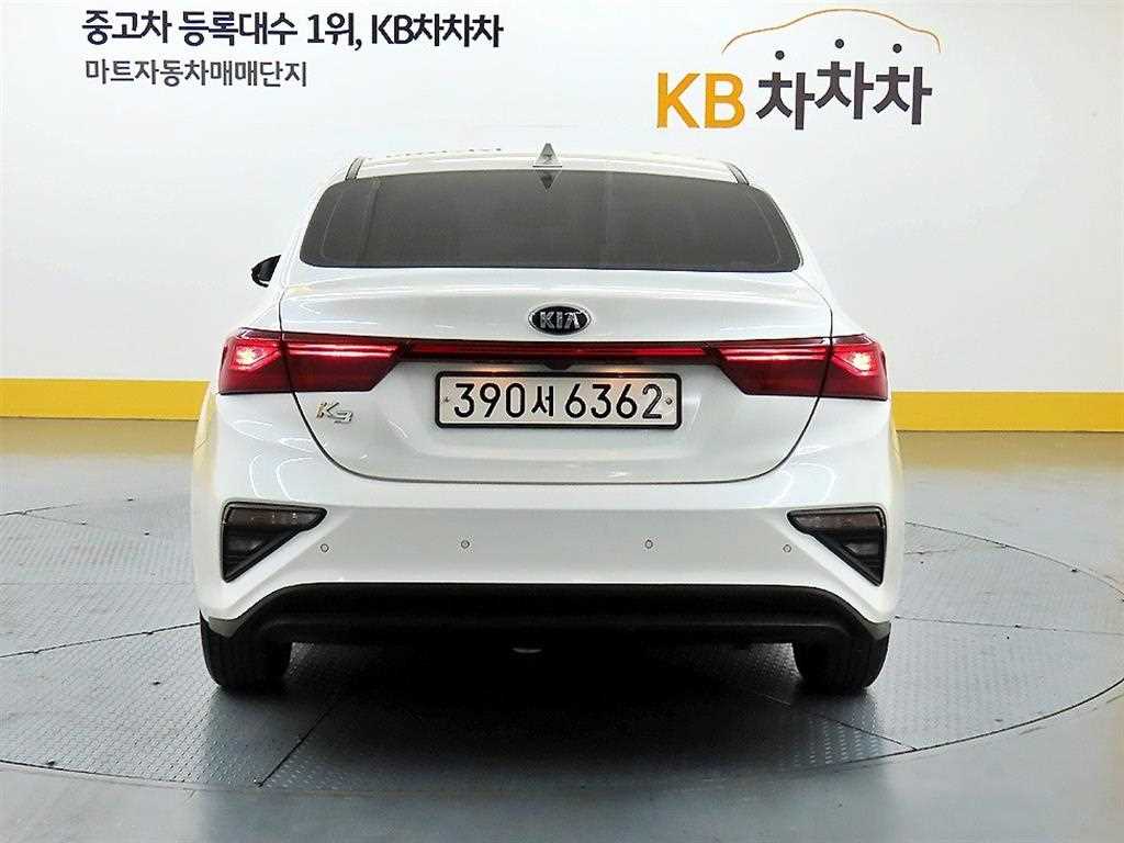 KIA K3 - Vista 3