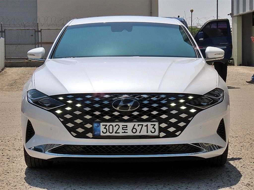 HYUNDAI Grandeur 2021 Blanco - Importación desde Corea - HF Imports Iquique - Foto 1