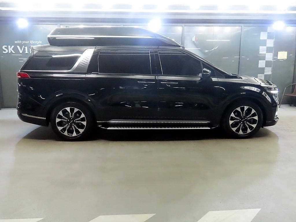 KIA Carnival - Vista 3