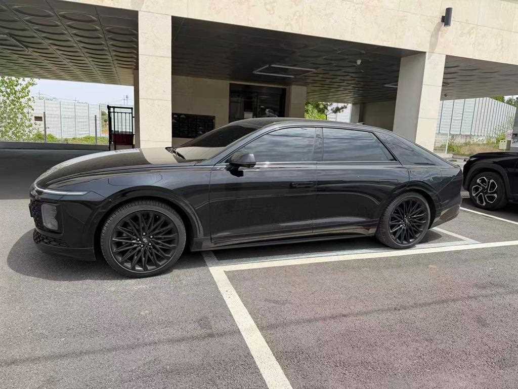HYUNDAI Grandeur - Vista 2