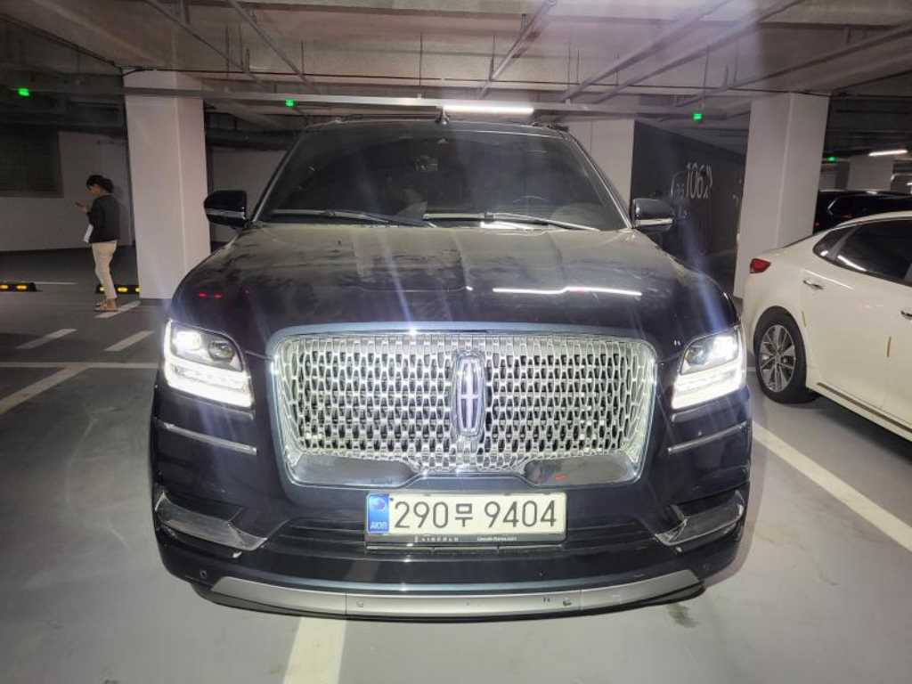 Lincoln Navigator 2021 Azul - Importación desde Corea - HF Imports Iquique - Foto 1