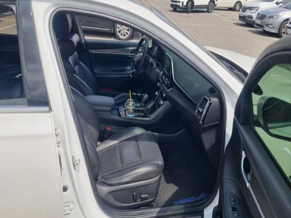 HYUNDAI Grandeur - Vista 6
