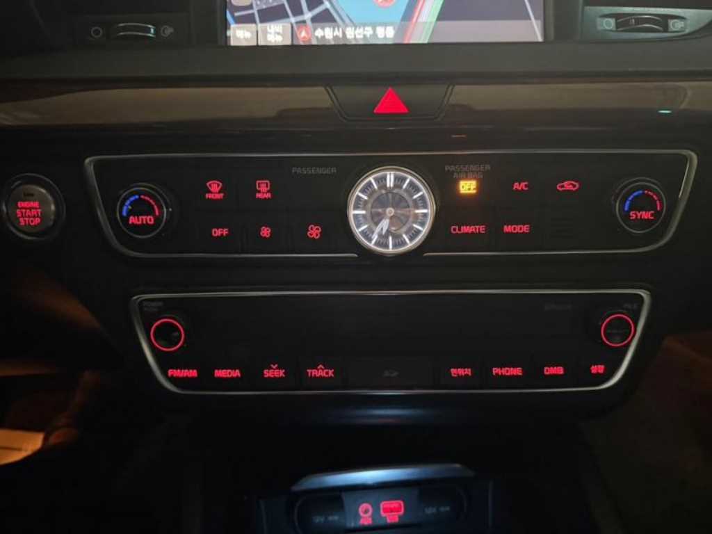 KIA K7 - Vista 11